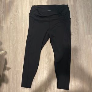 Worn only a handful of times, black purelux fabletics leggings.